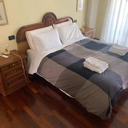 Appia Nuova Lucrezia Apartment Rome Exterior photo
