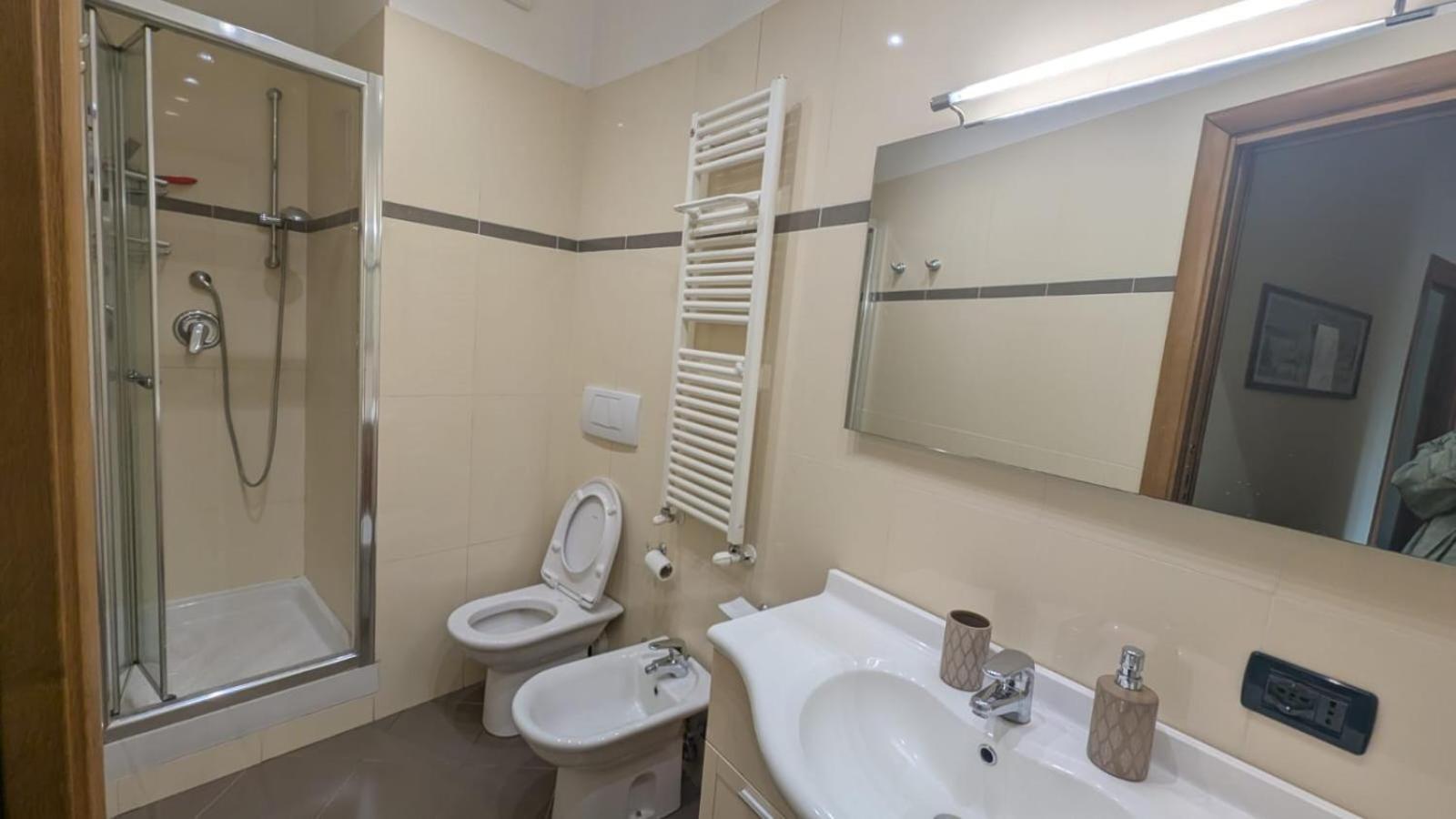 Appia Nuova Lucrezia Apartment Rome Exterior photo